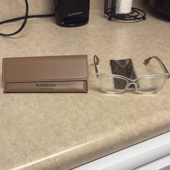 Burberry Women's Clear Glasses with  Case. Transition lenses from LensCrafter - Picture 1 of 7
